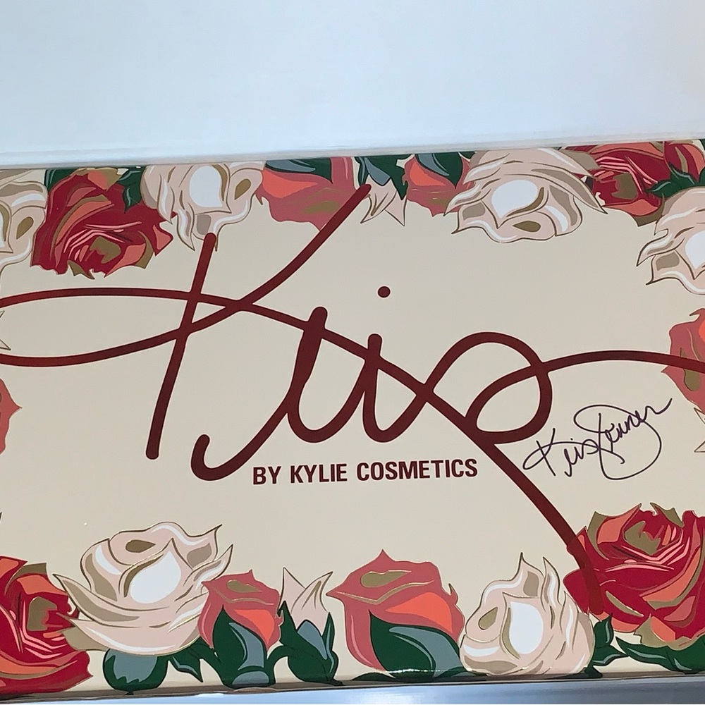 Kylie Cosmetics x Kris Jenner Signed PR Box